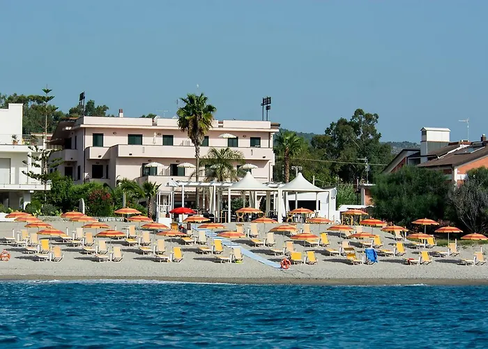 Federica 酒店 里亚切滨海