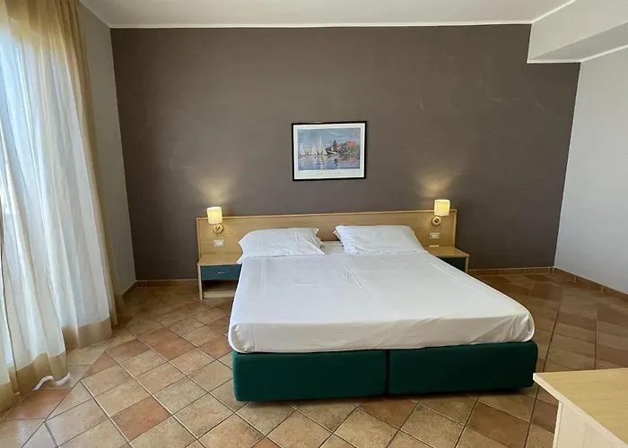 Federica 酒店 里亚切滨海